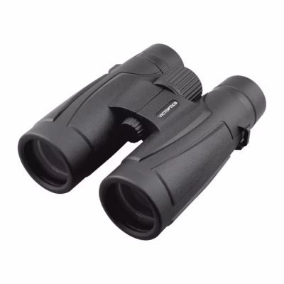Binocular Victoptics X1 10x42 negro con prisma BAK7 visto en ángulo