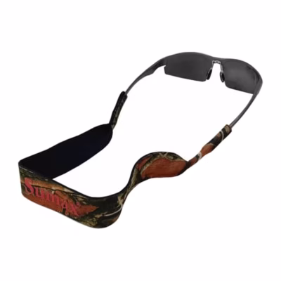 Cordón flotador para lentes Sumax camuflado en su blíster original con el modelo SU-2419